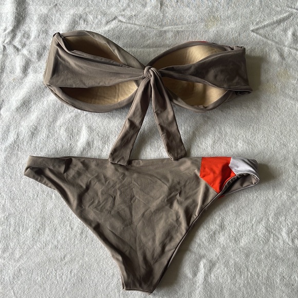 L*Space twist bikini both pieces size small - Picture 2 of 5
